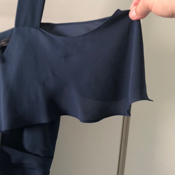 long dress ruffles, top and down the one side - Picture 2 of 7